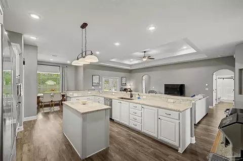 Kitchen - 5596 Micanopy Dr, Milton, FL 32570 photo 4 of 11