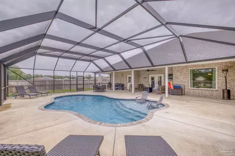 Exterior - 5596 Micanopy Dr, Milton, FL 32570 photo 7 of 15