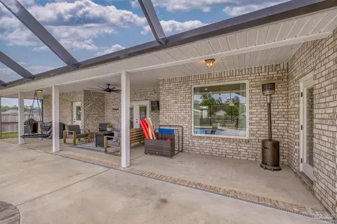 Exterior - 5596 Micanopy Dr, Milton, FL 32570 photo 5 of 15