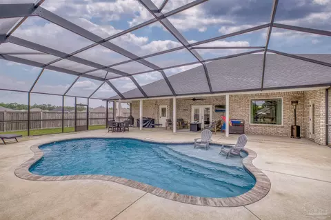 Exterior - 5596 Micanopy Dr, Milton, FL 32570 photo 8 of 15