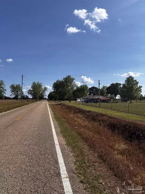3857 N Simmons Rd, Jay, FL 32565 photo 7