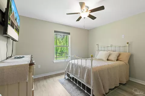 Bedroom - 4942 Guernsey Rd, Pace, FL 32571 photo 4 of 4