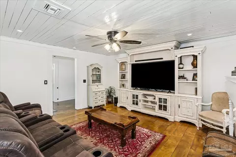 Living - 3461 Hwy 4, Jay, FL 32565 photo 3 of 3