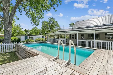 Exterior - 3461 Hwy 4, Jay, FL 32565 photo 11 of 16