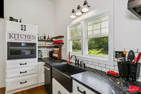 Kitchen - 3461 Hwy 4, Jay, FL 32565 photo 6 of 6