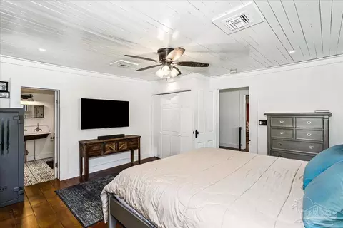 Bedroom - 3461 Hwy 4, Jay, FL 32565 photo 3 of 3