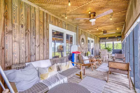 Exterior - 1089 Pearson Rd, Milton, FL 32583 photo 6 of 24