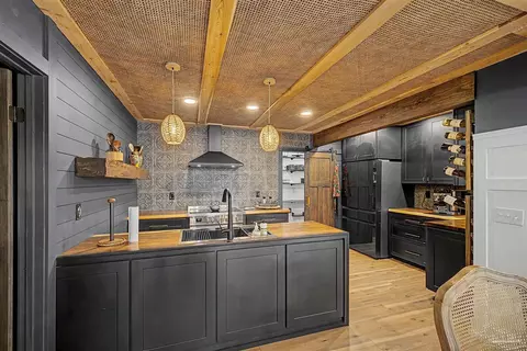 Kitchen - 1089 Pearson Rd, Milton, FL 32583 photo 1 of 5