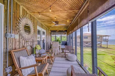 Exterior - 1089 Pearson Rd, Milton, FL 32583 photo 7 of 24