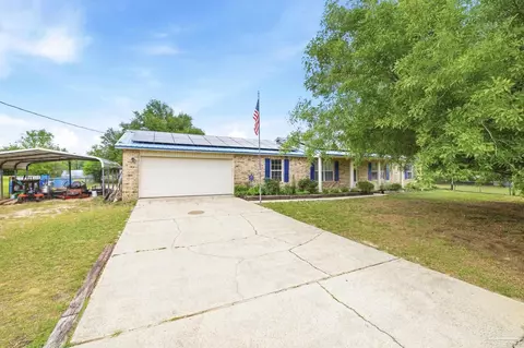 9460 American Farms Rd, Milton, FL 32583