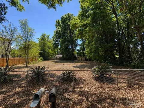 lot77 Lawrence Ave, Pace, FL 32571