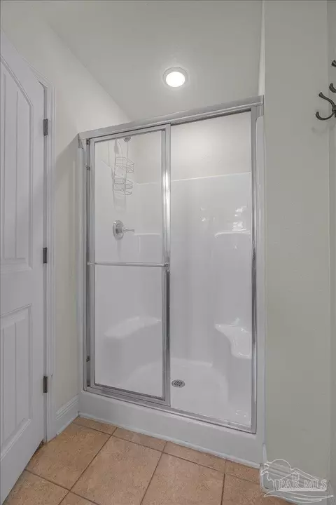 Bath - 5673 Flume Dr, Pace, FL 32571 photo 4 of 5