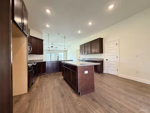 5207 Barnett Rd, Pace, FL 32571 photo 7