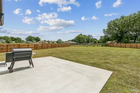 Exterior - 4701 Eagles Ridge Rd, Pace, FL 32571 photo 4 of 11