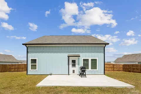 Exterior - 4701 Eagles Ridge Rd, Pace, FL 32571 photo 5 of 11