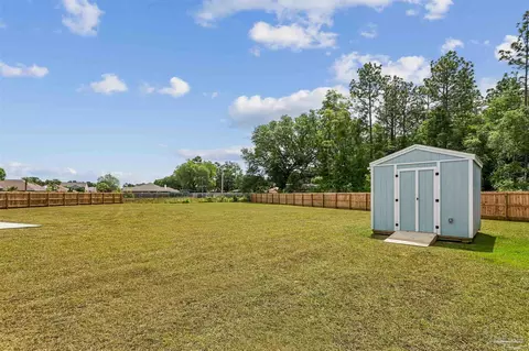 Exterior - 4701 Eagles Ridge Rd, Pace, FL 32571 photo 8 of 11