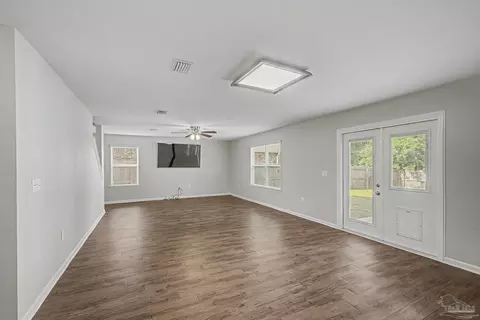 Living - 4731 Apple Field Way, Pace, FL 32571 photo 2 of 5