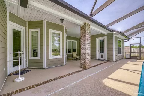 Exterior - 8000 Silver Maple Dr, Milton, FL 32583 photo 17 of 18