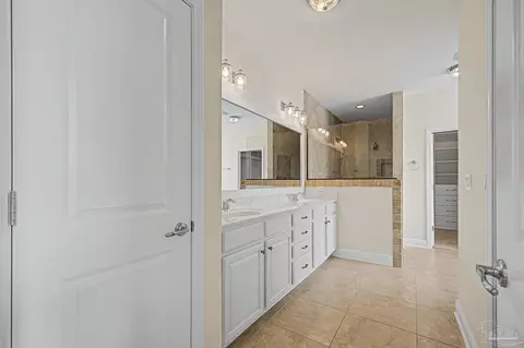 Entry Way - 8000 Silver Maple Dr, Milton, FL 32583 photo 6 of 7