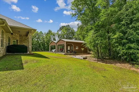 Exterior - 6030 Deborah Ln, Milton, FL 32570 photo 7 of 10