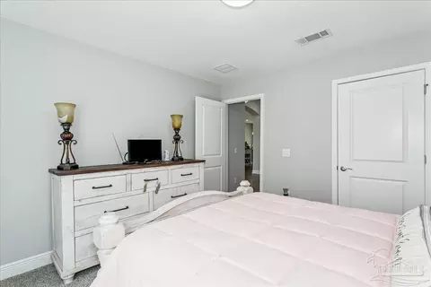 Bedroom - 6030 Deborah Ln, Milton, FL 32570 photo 4 of 7
