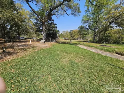 5765 Windover St, Milton, FL 32583 photo 7