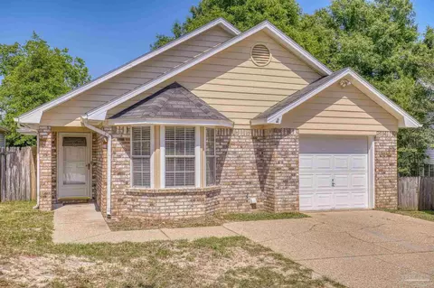4744 Northpointe Ct, Pensacola, FL 32514