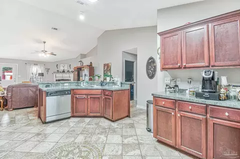 8786 Prowler Ct, Pensacola, FL 32506