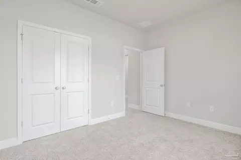 Bedroom - 5402 Parkside Dr, Pace, FL 32571 photo 3 of 10