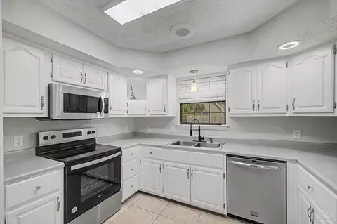 Kitchen - 3166 Benton Blvd, Pace, FL 32571 photo 1 of 3