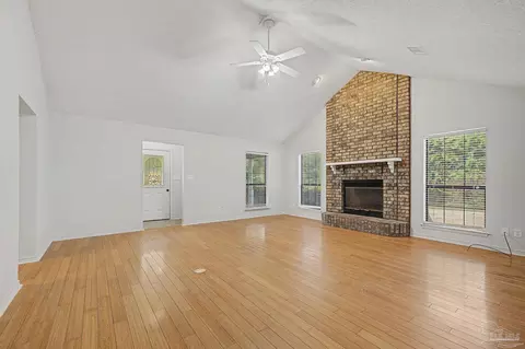 Living - 3166 Benton Blvd, Pace, FL 32571 photo 2 of 7