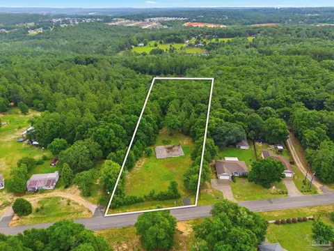 5985 Staff Rd, Crestview, FL 32536