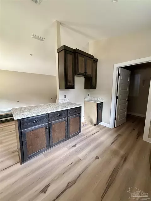 Kitchen - 4490 Oak Ln, Milton, FL 32570 photo 1 of 2
