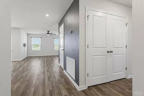 Entry Way - 1895 Pineview Church Rd, Jay, FL 32565 photo 4 of 7