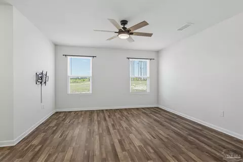 Living - 1895 Pineview Church Rd, Jay, FL 32565 photo 2 of 4