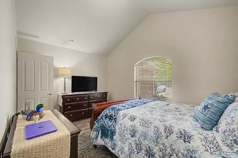 Bedroom - 5461 Tucker Cir, Pace, FL 32571 photo 5 of 6