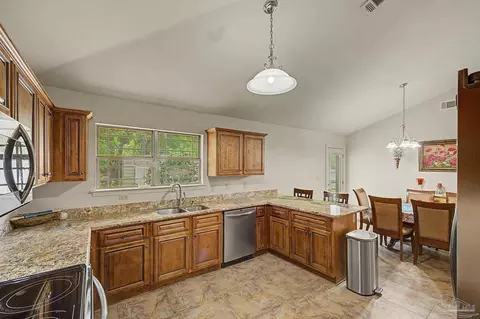 Kitchen - 5461 Tucker Cir, Pace, FL 32571 photo 6 of 7
