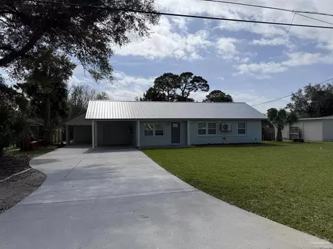 605 Edgewater Dr, Pensacola, FL 32507