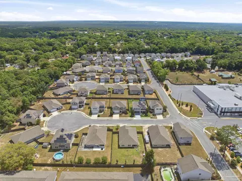 View/Area - 5881 Bay Tree Ct, Milton, FL 32570 photo 19 of 19