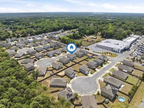 View/Area - 5881 Bay Tree Ct, Milton, FL 32570 photo 14 of 19