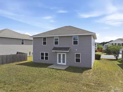 Exterior - 5881 Bay Tree Ct, Milton, FL 32570 photo 7 of 7