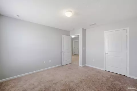 Bedroom - 5881 Bay Tree Ct, Milton, FL 32570 photo 2 of 5