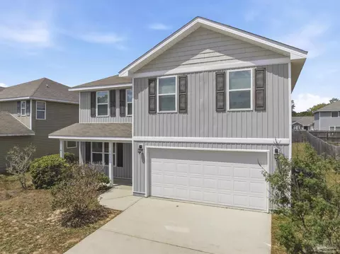 Exterior - 5881 Bay Tree Ct, Milton, FL 32570 photo 3 of 7