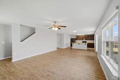 Living - 5881 Bay Tree Ct, Milton, FL 32570 photo 3 of 4