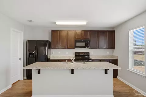 Kitchen - 5881 Bay Tree Ct, Milton, FL 32570 photo 1 of 4