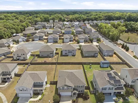 View/Area - 5881 Bay Tree Ct, Milton, FL 32570 photo 5 of 19