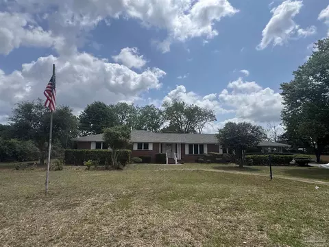 5222 Booker Ln, Jay, FL 32565
