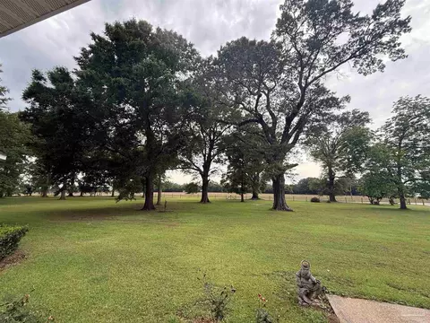 Exterior - 5168 Beck Ave, Jay, FL 32565 photo 8 of 23