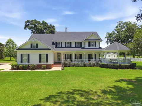5168 Beck Ave, Jay, FL 32565