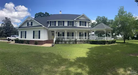 Exterior - 5168 Beck Ave, Jay, FL 32565 photo 21 of 23